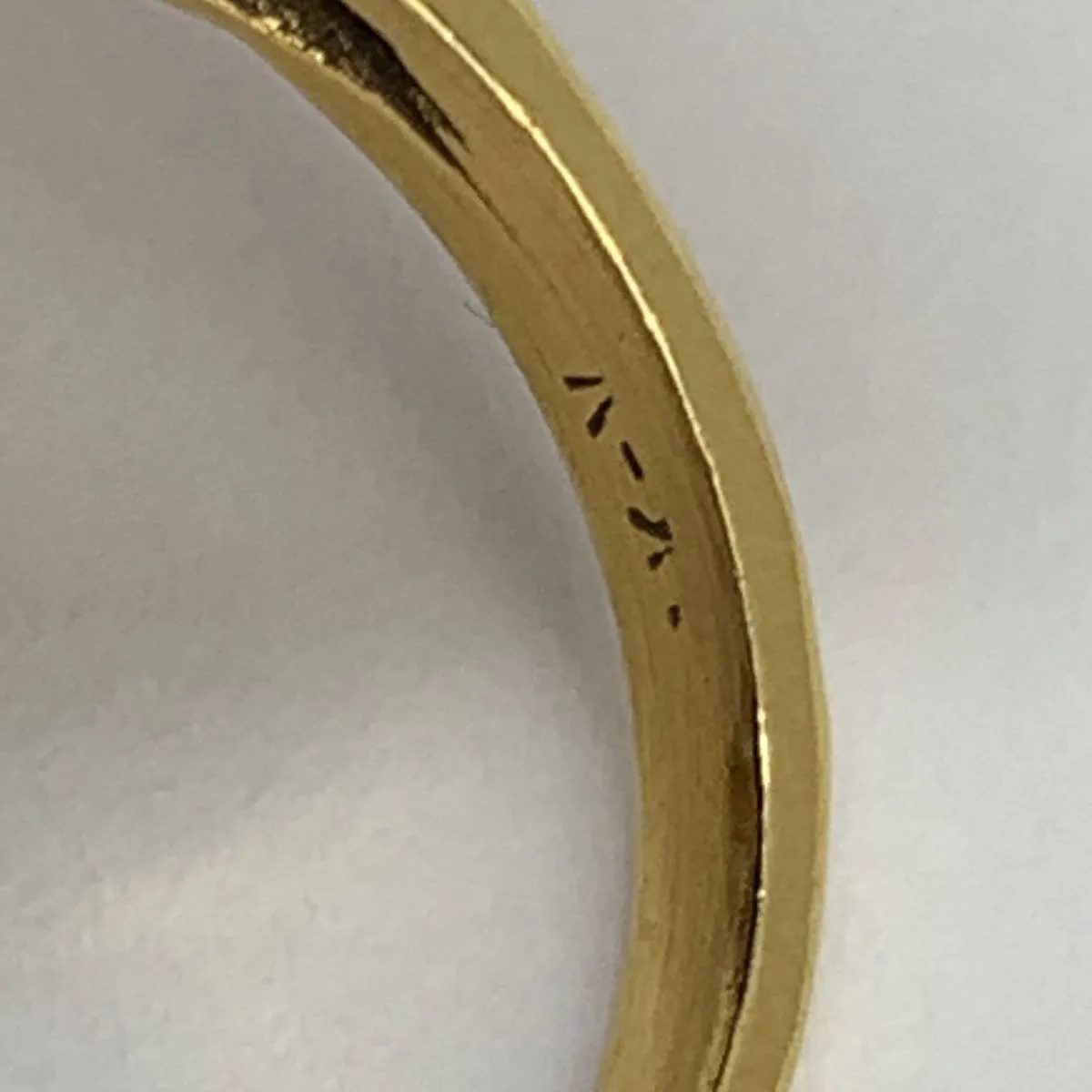 14K Yellow Gold Vintage Cameo Ring with Pearls
