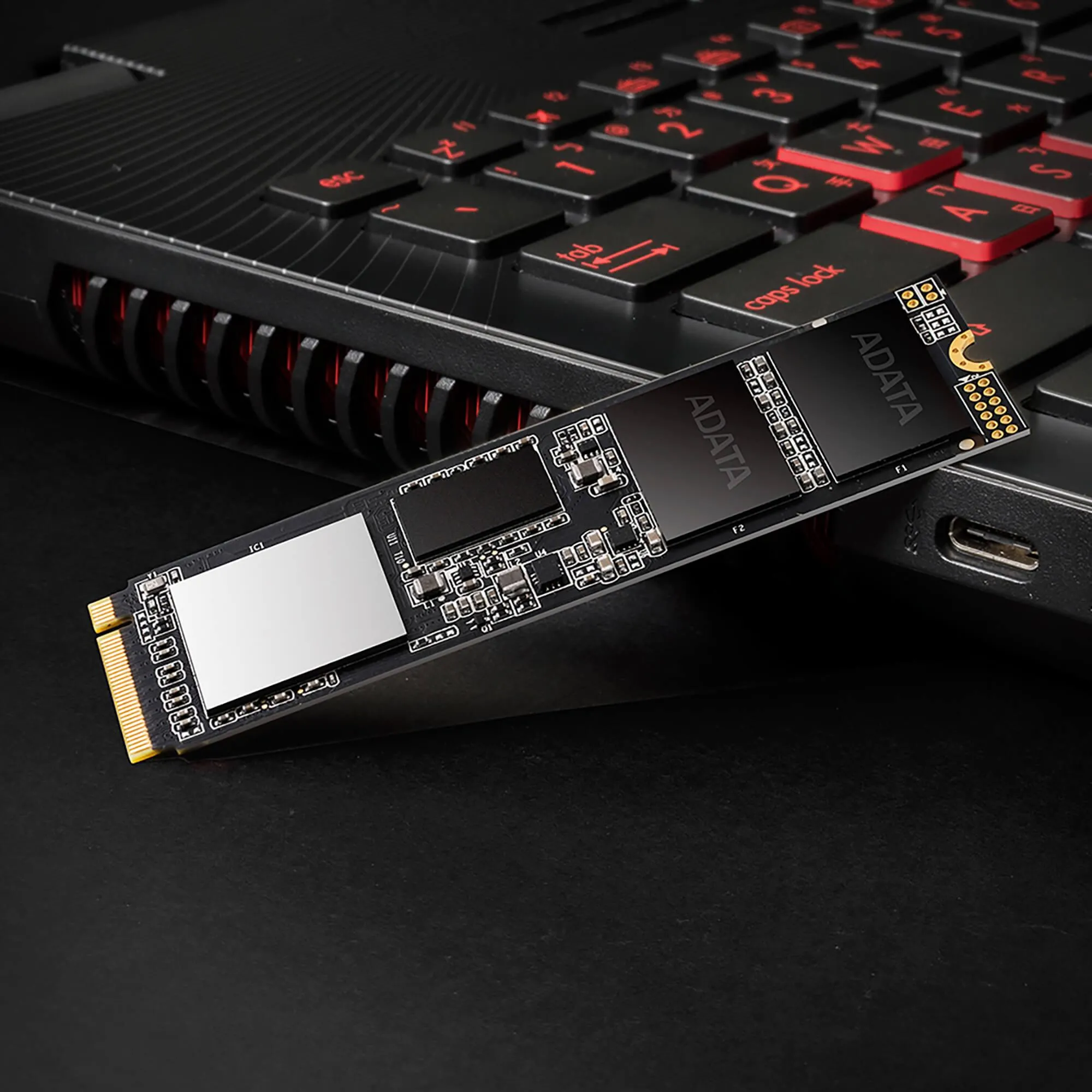 ADATA XPG SX8200 Pro 256GB M.2 2280 PCIE Gen3 X 4 SSD (ASX8200PNP-256GT-C)