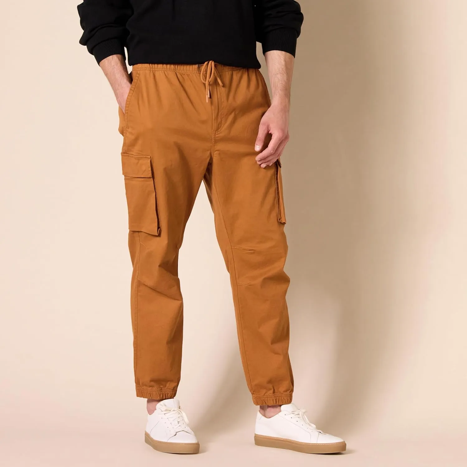 Amazon Essentials Men's Drawstring-Waist Regular-Fit Cargo Jogger