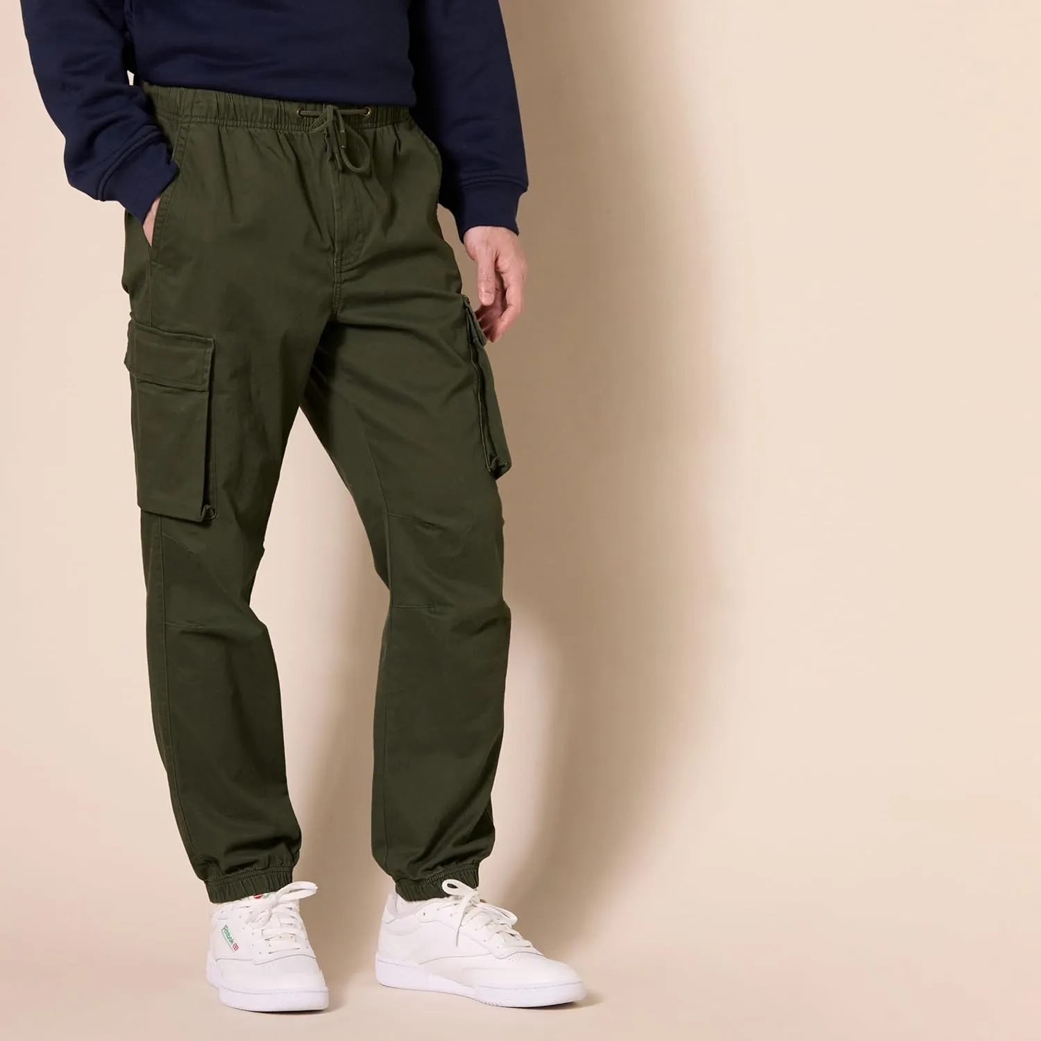Amazon Essentials Men's Drawstring-Waist Regular-Fit Cargo Jogger