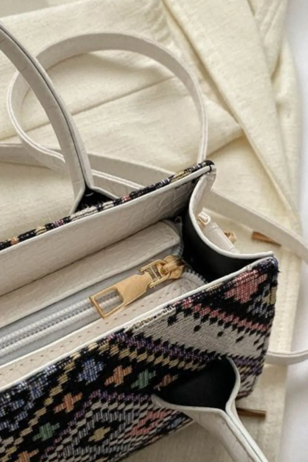 Geometric PU Leather Strap Handbag | Handbags | Fall Fashion | Purse