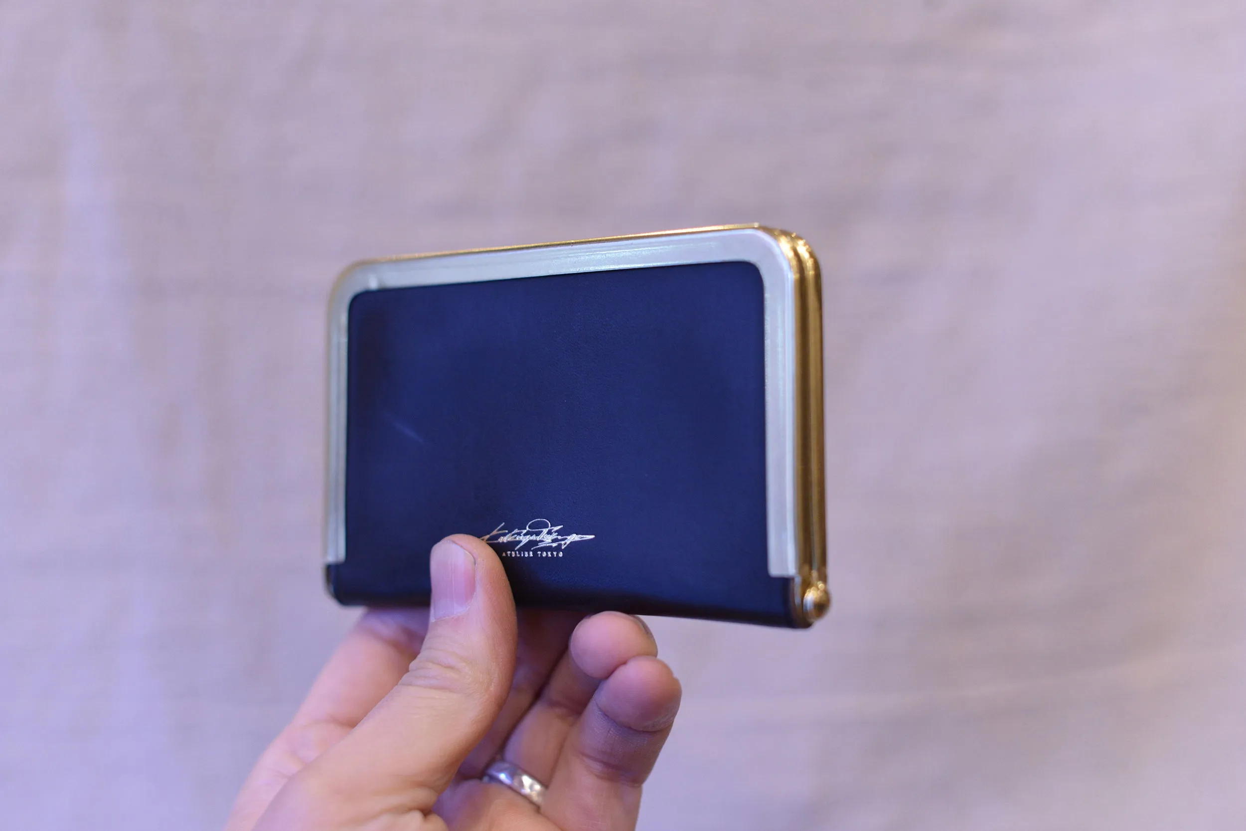 METAL CLASP CARD CASE (Horse leather)